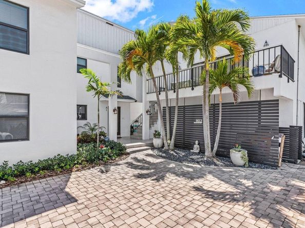 1102 Highland Beach Drive 1w, Highland Beach FL 33487