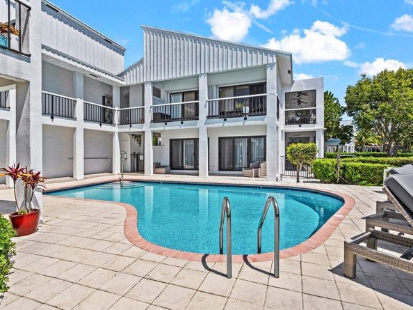 1102 Highland Beach Drive 1w, Highland Beach FL 33487