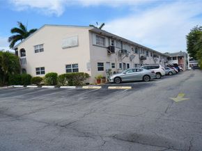 160 NE 8th Ave 25B, Hallandale Beach FL 33009