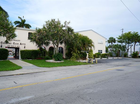 160 NE 8th Ave 25B, Hallandale Beach FL 33009