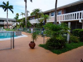160 NE 8th Ave 25B, Hallandale Beach FL 33009