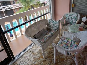 160 NE 8th Ave 25B, Hallandale Beach FL 33009