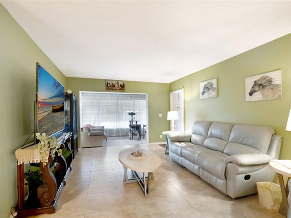 14609 W Canalview Dr B, Delray Beach FL 33484