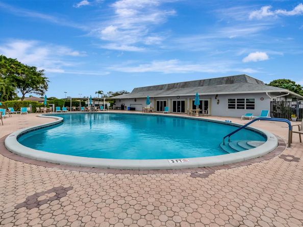 14609 W Canalview Dr B, Delray Beach FL 33484