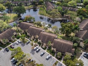 3251 Carambola Cir 3251, Coconut Creek FL 33066