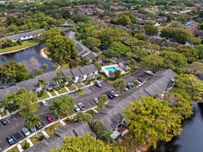 3251 Carambola Cir 3251, Coconut Creek FL 33066