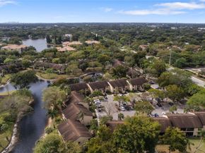 3251 Carambola Cir 3251, Coconut Creek FL 33066