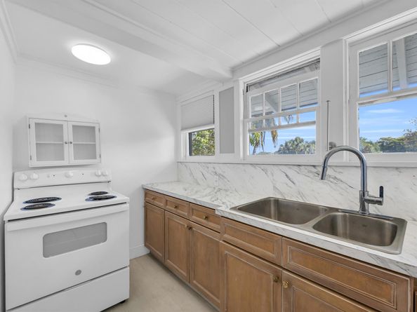 515 46th Street, West Palm Beach FL 33407