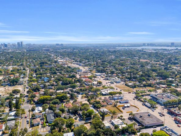 515 46th Street, West Palm Beach FL 33407