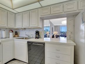 6699 NW 2nd 410 Avenue 410, Boca Raton FL 33487