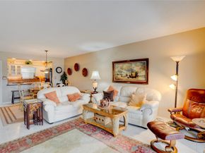 3209 NE 36th St 8D, Fort Lauderdale FL 33308