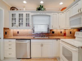 3209 NE 36th St 8D, Fort Lauderdale FL 33308
