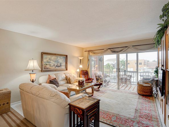 3209 NE 36th St 8D, Fort Lauderdale FL 33308