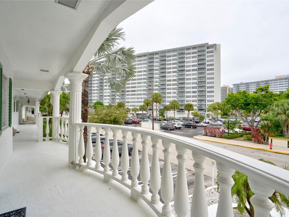 3209 NE 36th St 8D, Fort Lauderdale FL 33308