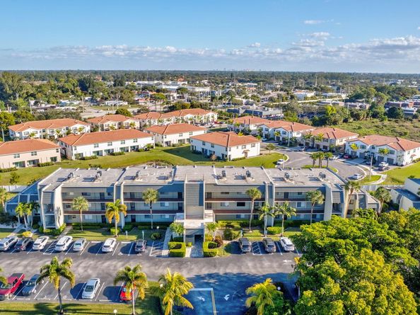 4090 Tivoli Court 208, Lake Worth FL 33467