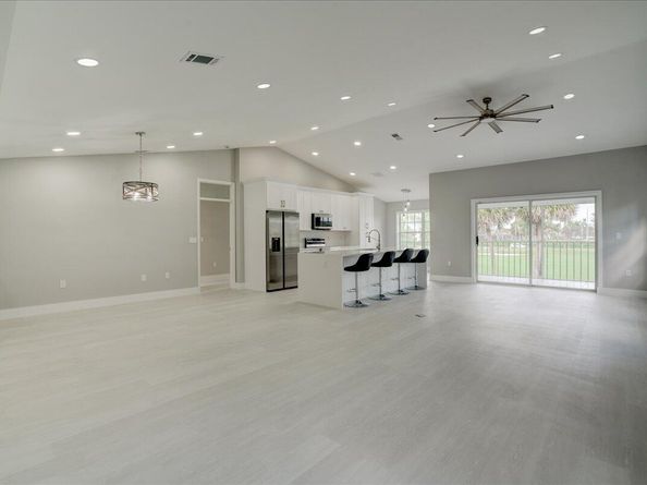 10303 N Andover Coach Lane B2, Lake Worth FL 33449