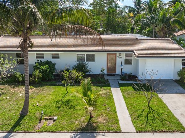 1104 SE 6th St, Deerfield Beach FL 33441