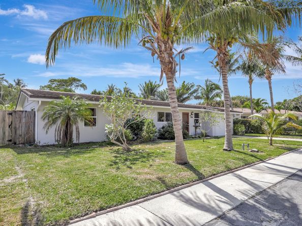 1104 SE 6th St, Deerfield Beach FL 33441