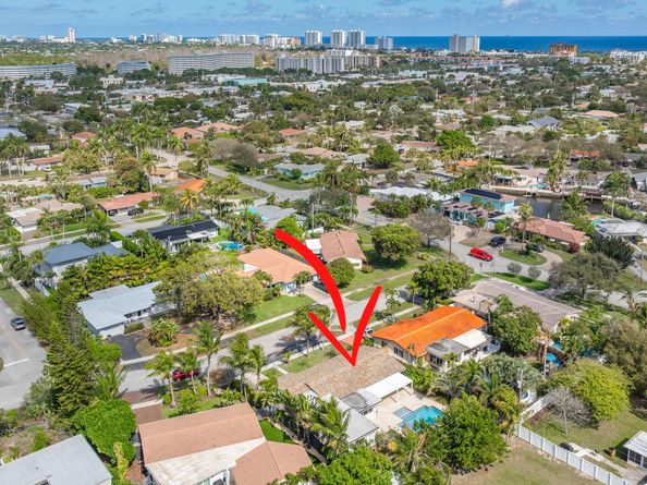 1104 SE 6th St, Deerfield Beach FL 33441