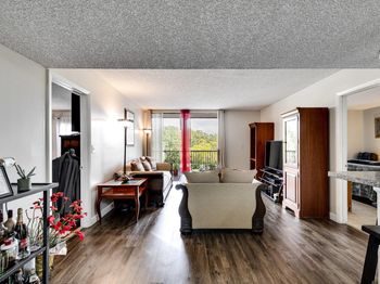 5570 NW 44th Street