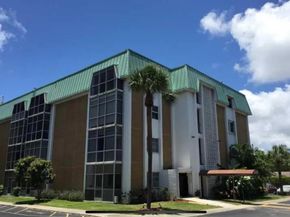 3040 NE 16th Avenue, Oakland Park FL 33334
