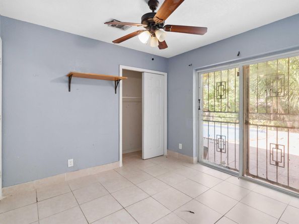 3761 SW 1 Street, Fort Lauderdale FL 33312