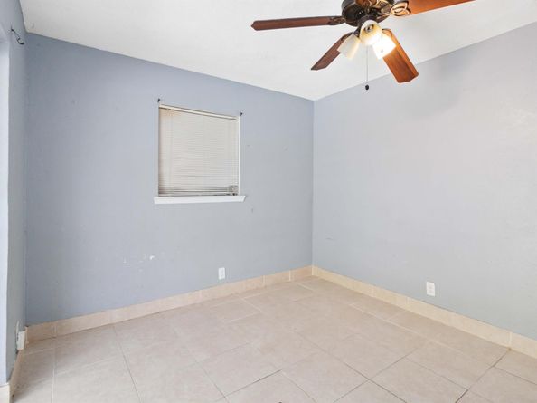 3761 SW 1 Street, Fort Lauderdale FL 33312