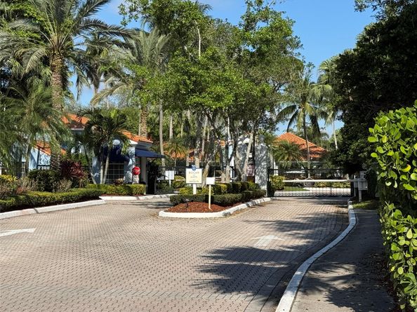 3111 Clint Moore Road 207, Boca Raton FL 33496