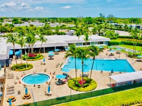 69 Capri B, Delray Beach FL 33484