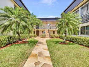 69 Capri B, Delray Beach FL 33484