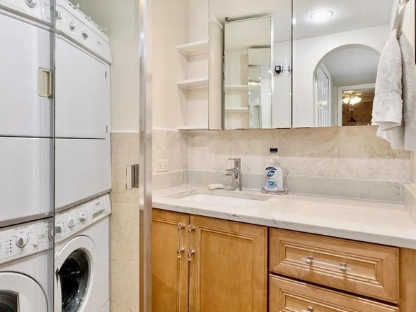 69 Capri B, Delray Beach FL 33484