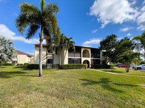 330 Knotty Pine Cir A1, Greenacres FL 33463