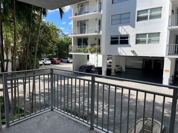 777 NE 62nd St 211C, Miami FL 33138