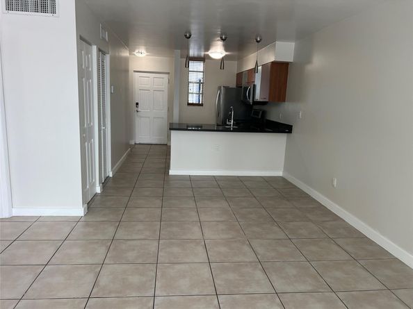 777 NE 62nd St 211C, Miami FL 33138