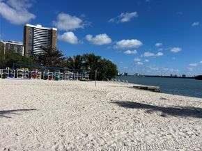 777 NE 62nd St 211C, Miami FL 33138