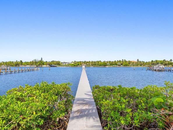 1422 SE Atlantic Drive, Lantana FL 33462