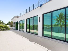 1422 SE Atlantic Drive, Lantana FL 33462