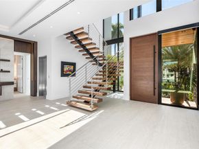 2817 NE 25th St, Fort Lauderdale FL 33305