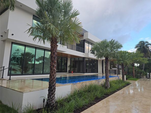 2817 NE 25th St, Fort Lauderdale FL 33305