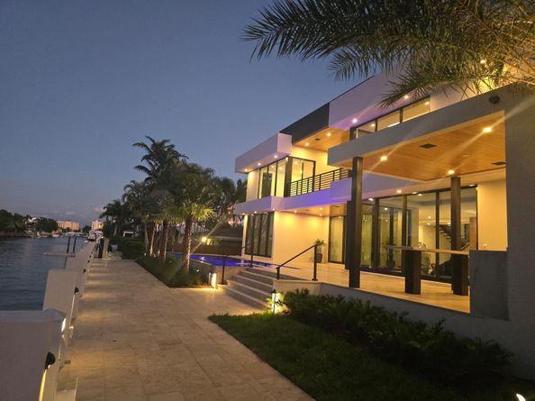 2817 NE 25th St, Fort Lauderdale FL 33305