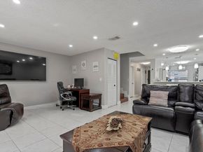 1177 NW 98th Terrace 132, Pembroke Pines FL 33024