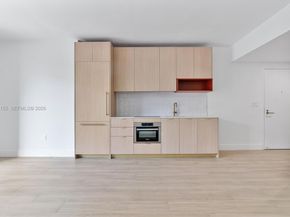 90 NE 32 Street 413, Miami FL 33127