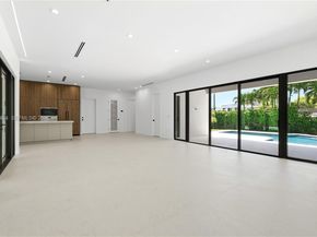 1940 Alamanda Drive, North Miami FL 33181
