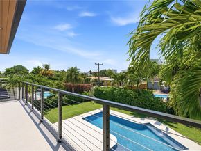 1940 Alamanda Drive, North Miami FL 33181