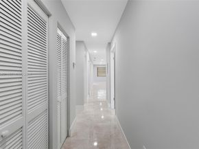 15685 SW 82nd Cir Lane 28, Miami FL 33193