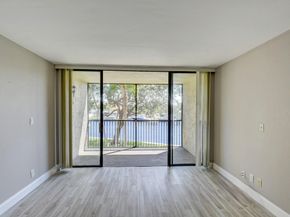 14 Royal Palm Way 2050, Boca Raton FL 33432