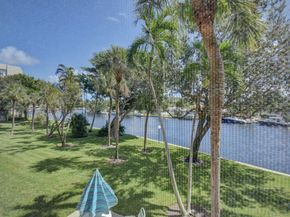 14 Royal Palm Way 2050, Boca Raton FL 33432