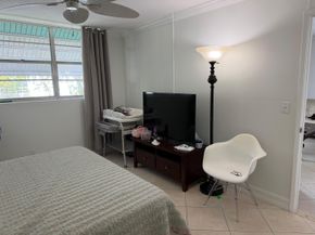 400 SE 10th Street 202, Deerfield Beach FL 33441