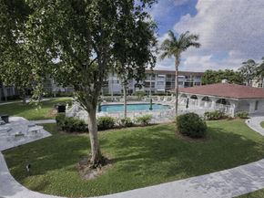 400 SE 10th Street 202, Deerfield Beach FL 33441