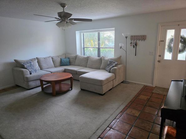 1007 Raintree Lane, Palm Beach Gardens FL 33410